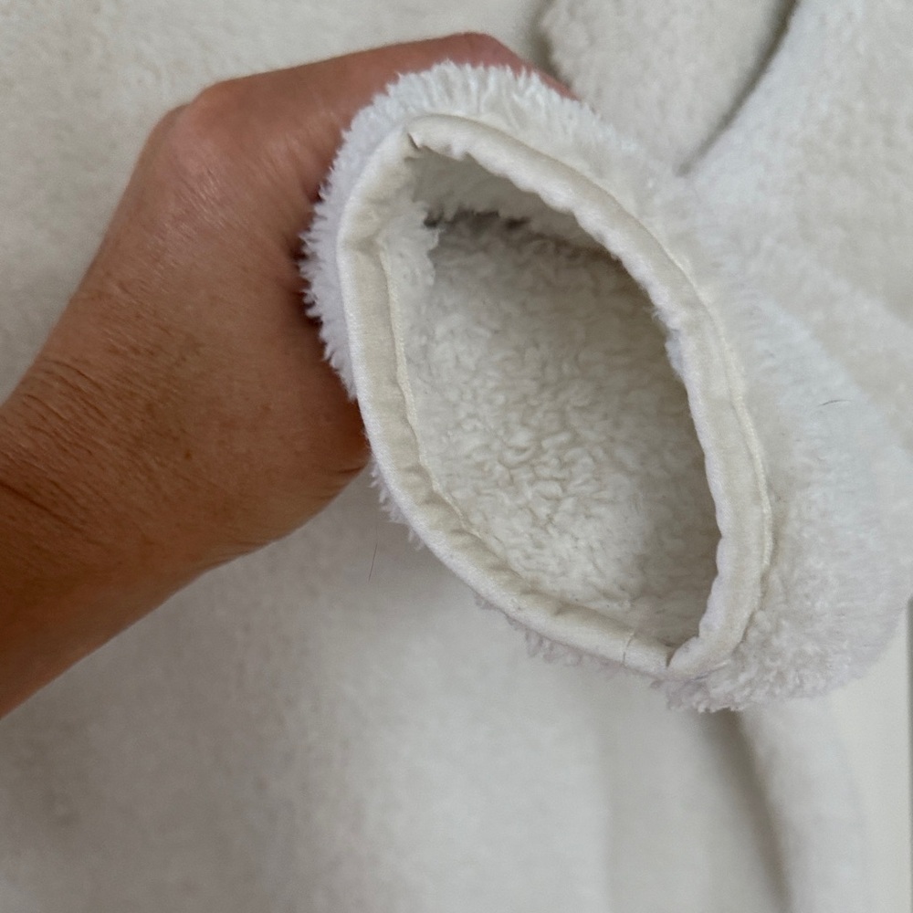 Patagonia Off-White Fleece Jacket - Picture 6 of 6